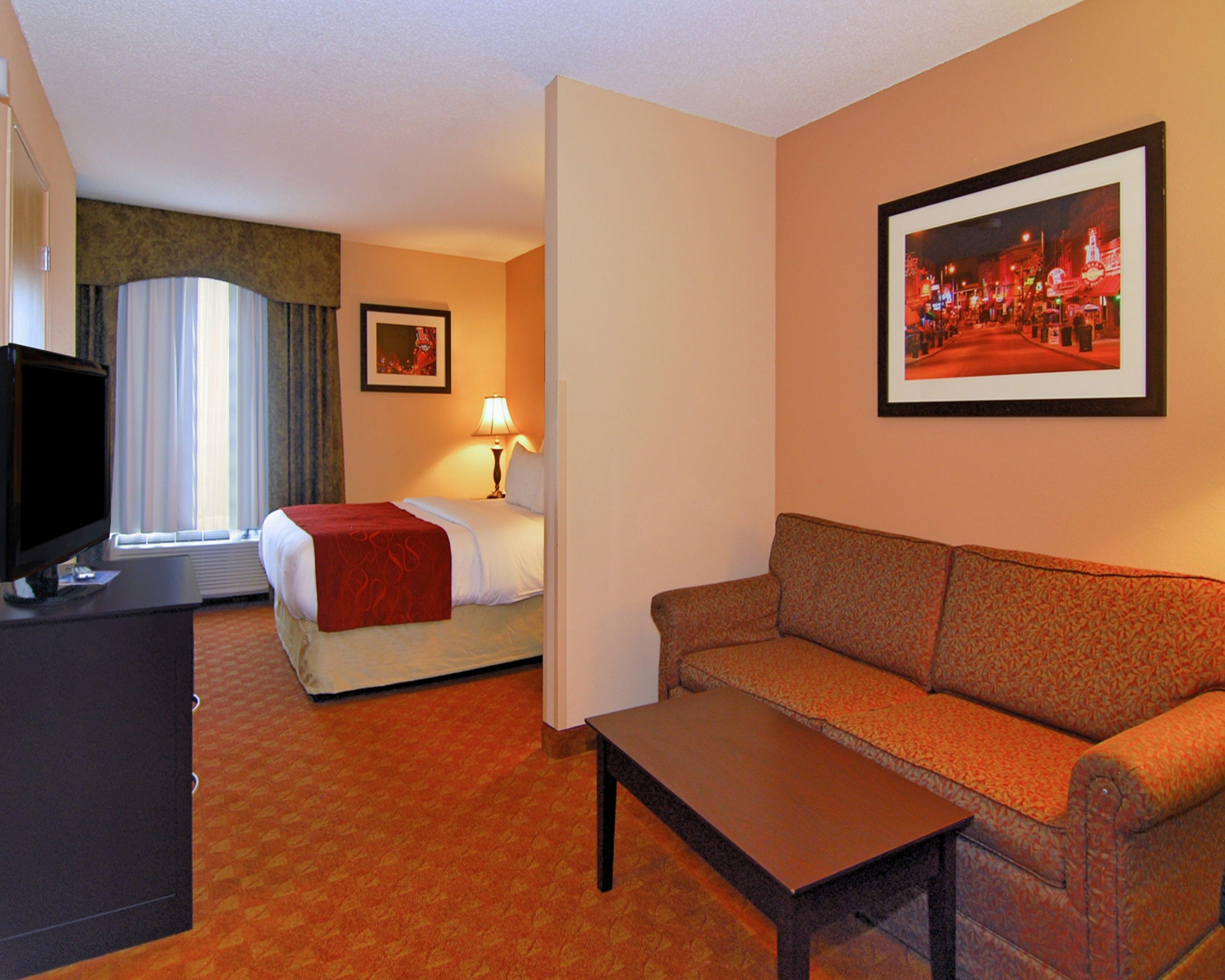 La Quinta Inn & Suites By Wyndham Memphis I-240 Dış mekan fotoğraf