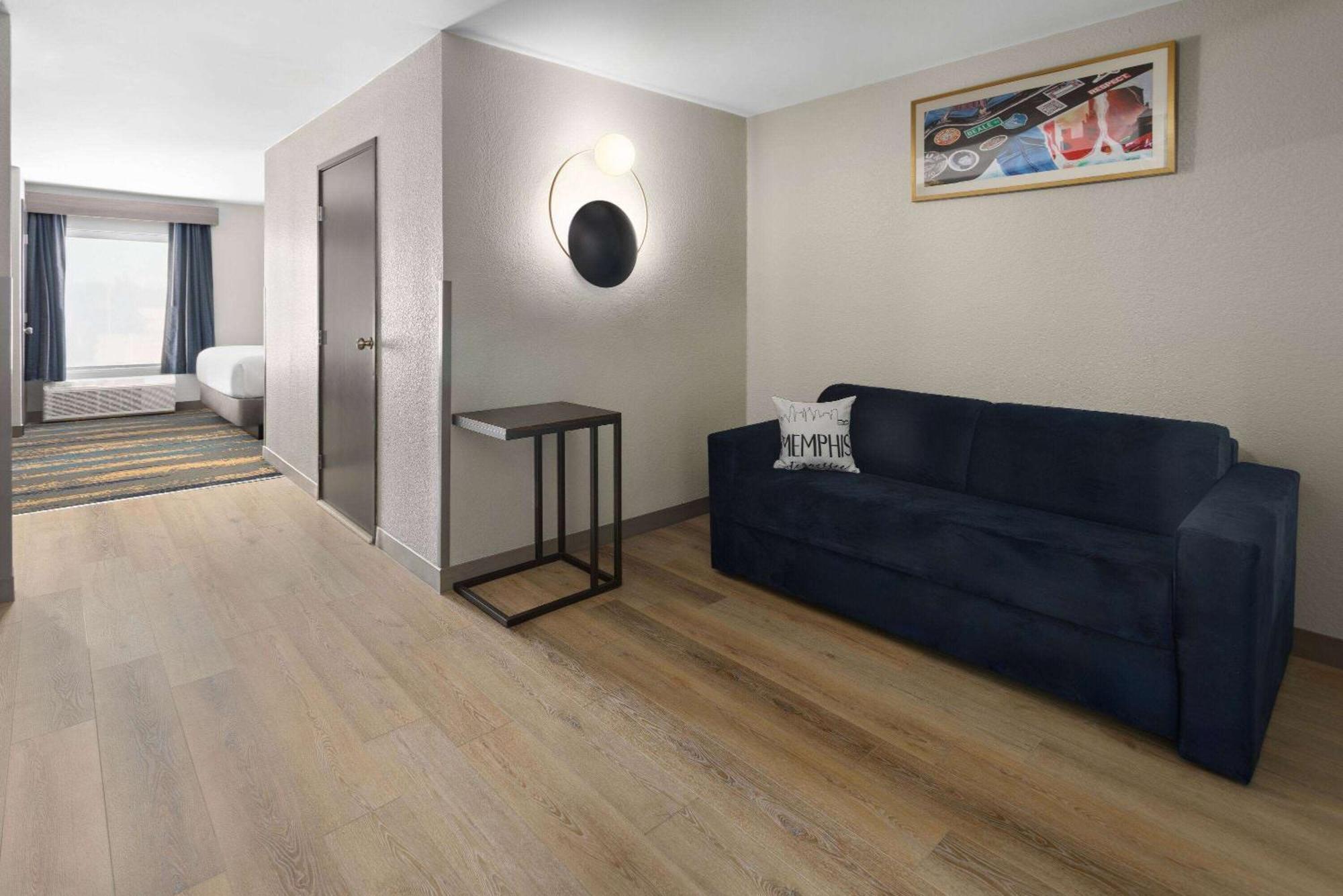 La Quinta Inn & Suites By Wyndham Memphis I-240 Dış mekan fotoğraf