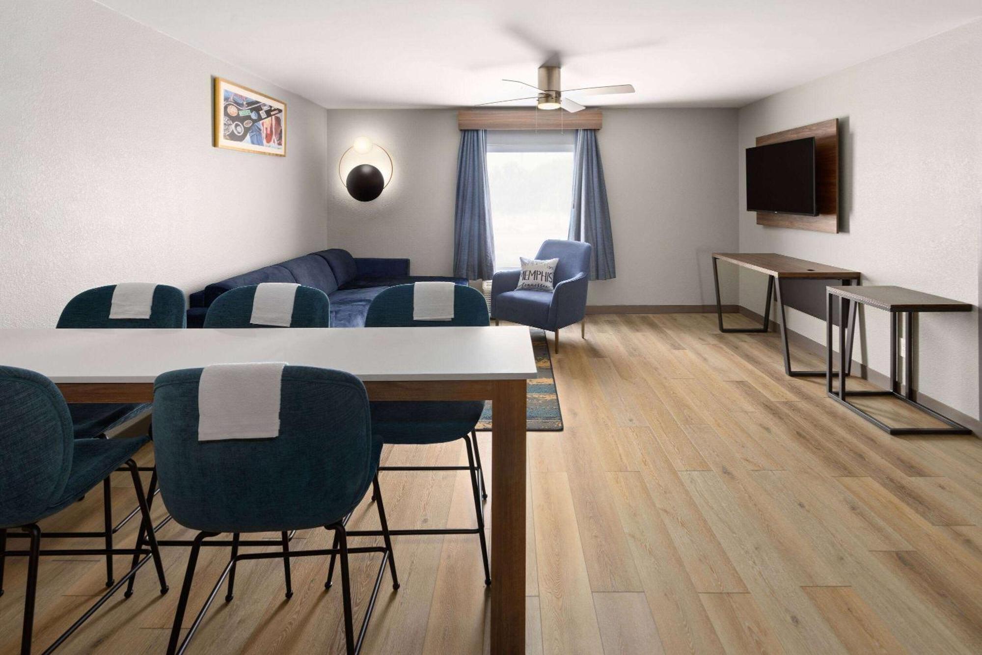 La Quinta Inn & Suites By Wyndham Memphis I-240 Dış mekan fotoğraf