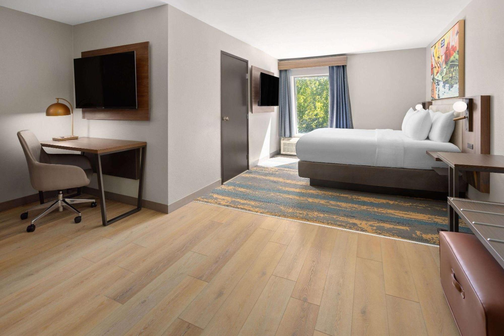La Quinta Inn & Suites By Wyndham Memphis I-240 Dış mekan fotoğraf